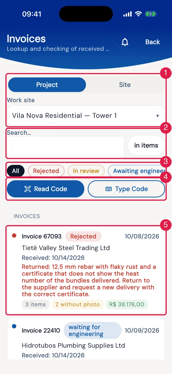 The invoices of Vila Nova Residential — Tower 1 in the app.