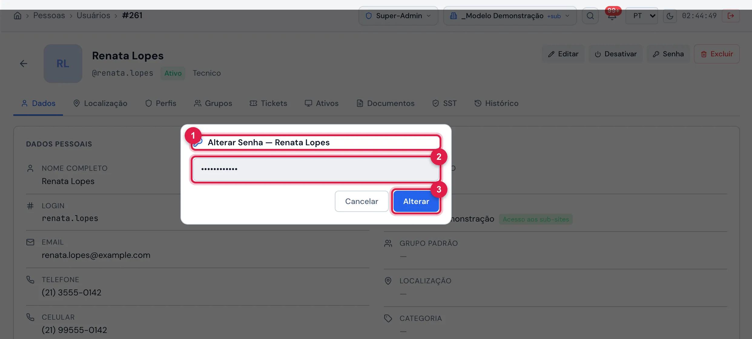 A janela Alterar Senha — Renata Lopes, aberta pelo botão Senha da ficha, com uma senha digitada (ainda sem gravar) e os botões Cancelar e Alterar.