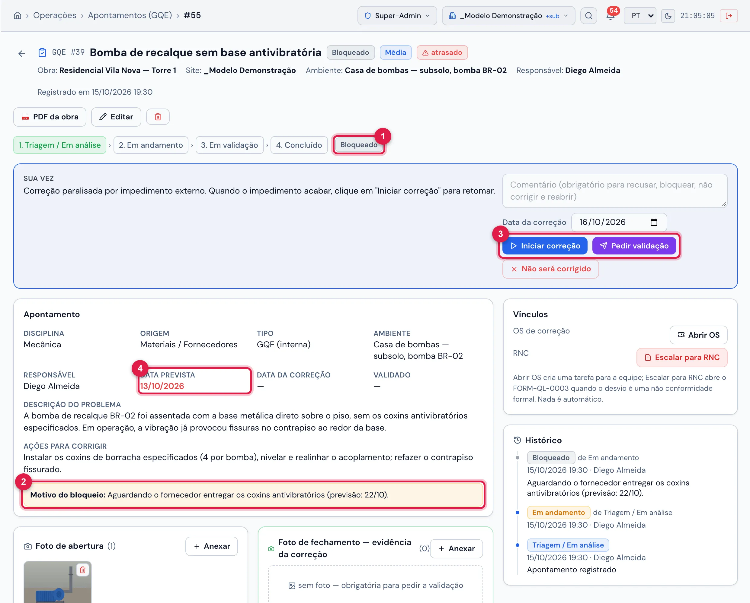 O GQE #39 "Bomba de recalque sem base antivibratória", Bloqueado à espera do fornecedor: o motivo em destaque e o prazo vencido em vermelho.